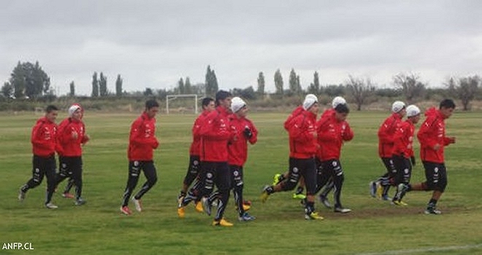 La selección chilena sub 17 enfrenta a Brasil en su debut en el Sudamericano