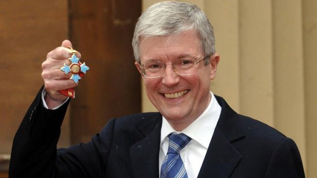 Nuevo director general de la BBC asume este martes