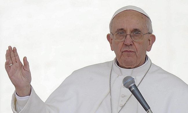 Papa Francisco lamentó inundaciones y muertes en Argentina