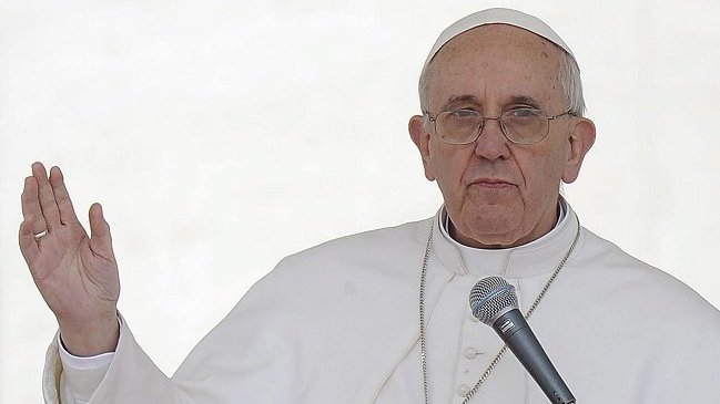 Papa Francisco lamentó inundaciones y muertes en Argentina