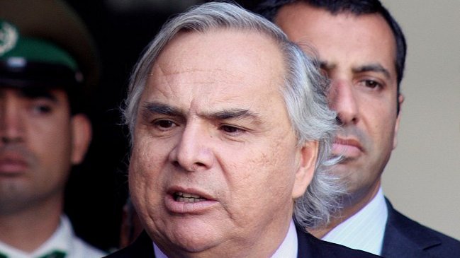 Chadwick ante anuncios de Bachelet: 