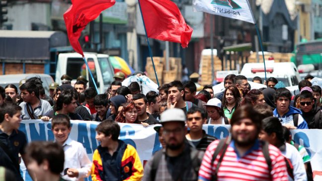 Revisa los desvíos de tránsito para la marcha estudiantil de este jueves