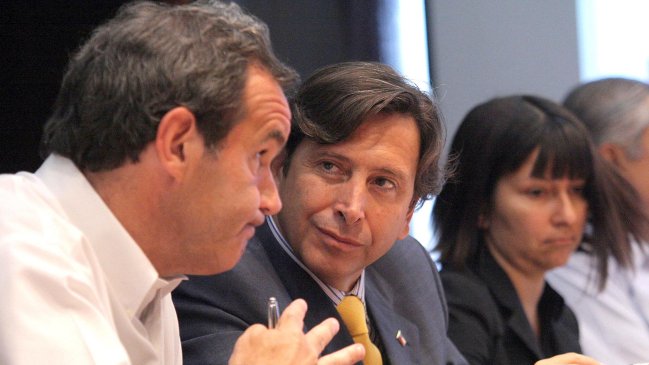 Golborne y Allamand valoraron avance del Acuerdo de Vida en Pareja