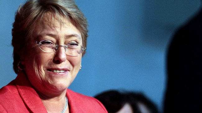 TVN anuncia primera entrevista televisiva a Bachelet
