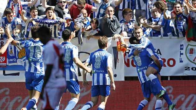 Real Sociedad de Claudio Bravo logró cómodo triunfo y sigue firme en España