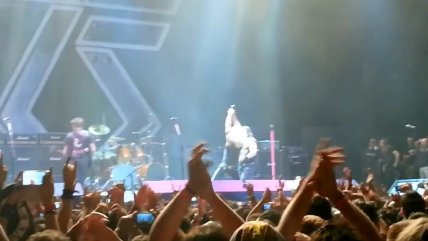   Twisted Sister deleitó a sus fans cantando 