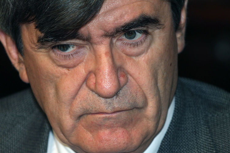 Escalona: No actuaremos de la misma manera que se hizo con Yasna Provoste