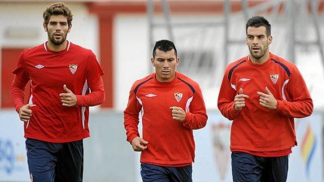 Prensa española asegura que Sevilla pretende vender a Gary Medel