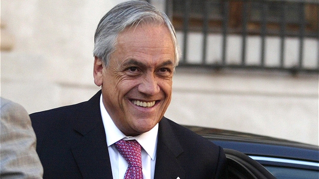 Encuesta Cooperativa: Presidente Piñera y el Gobierno obtuvieron nota 4,4