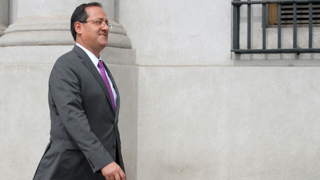 Este martes comienza debate en el Senado sobre la acusación constitucional contra Beyer