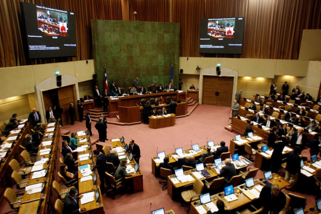 Fue aprobado veto presidencial para franja televisiva de primarias