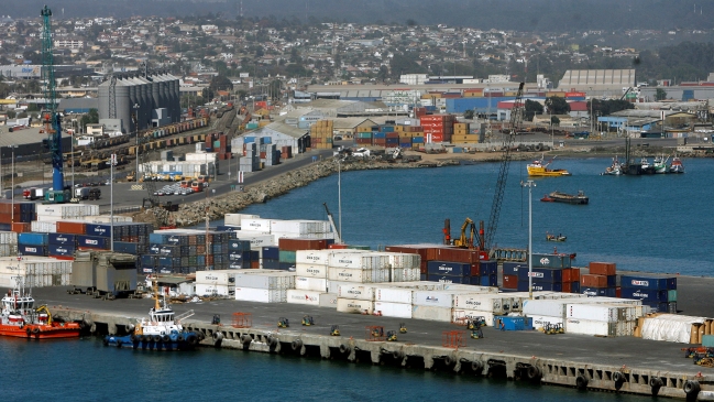 Trabajadores portuarios de San Antonio levantaron paralización