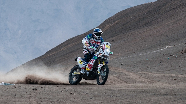 Francisco López viajó para alistar participación en el Rally de Qatar