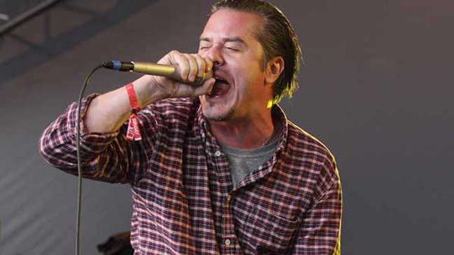 Grupo de Mike Patton y John Zorn sumó show en Valparaíso