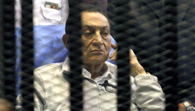 Tribunal de El Cairo ordenó libertad provisional para Hosni Mubarak