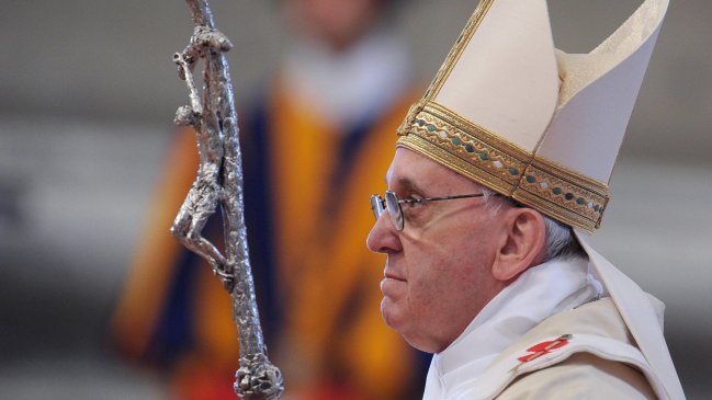 Papa pidió buscar formas pacíficas para superar la crisis en Venezuela