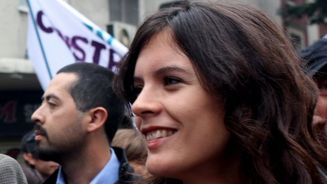 Corte Suprema reabrió caso por amenazas contra Camila Vallejo