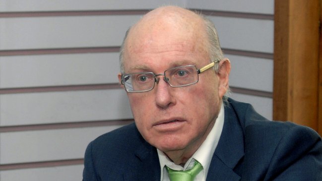 Mario Waissbluth: Le deseo suerte y Ravotril a la ministra Schmidt