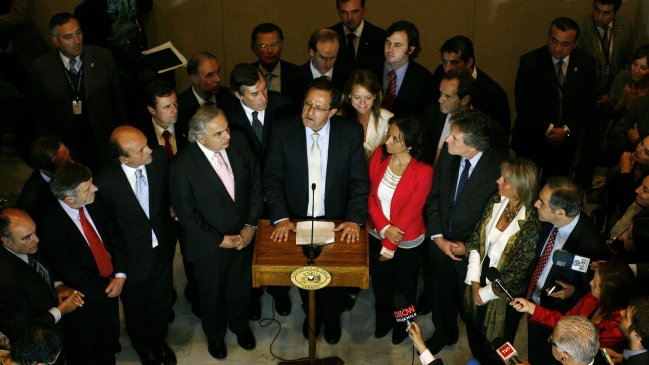 Imaginacción: La gente terminó pensando que acusación a Beyer era lío entre políticos