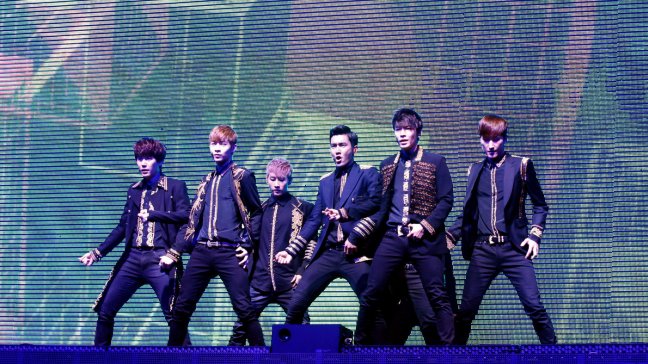 Super Junior conquistó a más de 12 mil fanáticas en el Movistar Arena