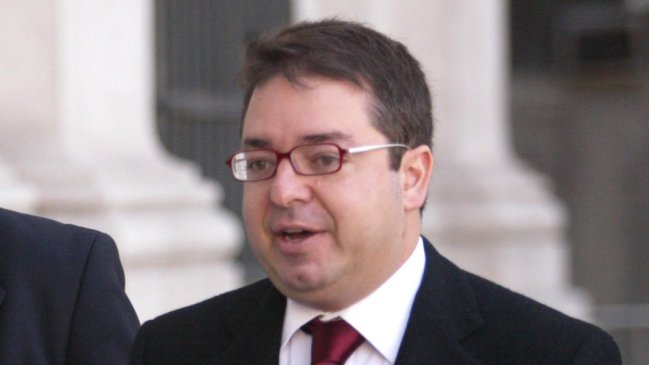 Bancada DC pedirá la renuncia del director del INE