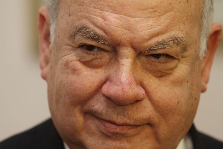 Insulza se reunió con directiva del PS para definir opción al Senado