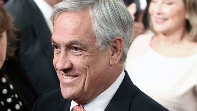 Presidente Piñera: Solamente los elegidos pueden vestir el uniforme de Carabineros