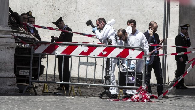 Fiscal de Roma dijo que autor de disparos tenía como objetivo a los políticos