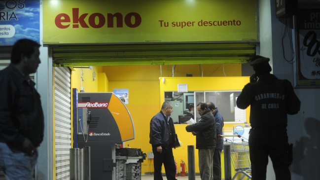 Carabineros detuvo a cuatro asaltantes de supermercados