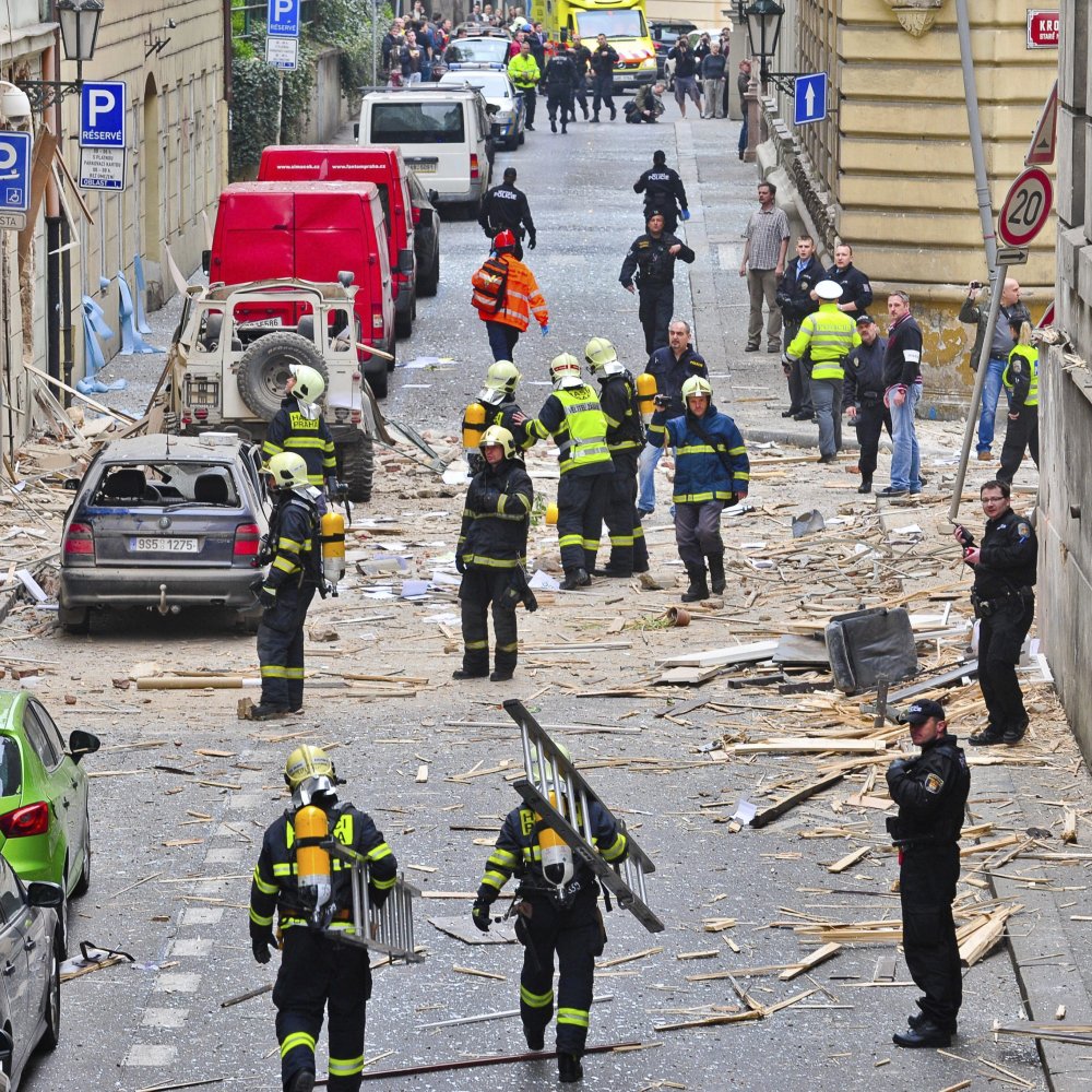 Explosión en el centro de Praga deja al menos 40 heridos
