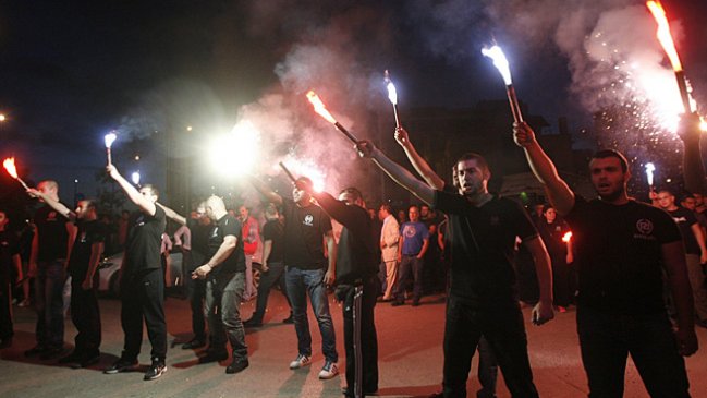 Grecia: Diputado neonazi golpeó a una niña de 12 años