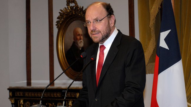 Canciller explicó etapas tras citación a La Haya por la demanda boliviana