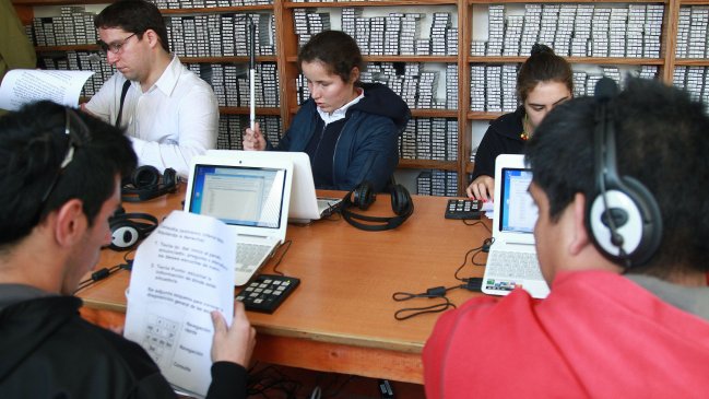 La mitad de los mejores puntajes PSU fueron captados por cuatro UES