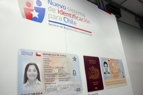 Fotos La Nueva Cédula De Identidad Y Pasaporte Cooperativacl 0813