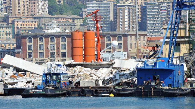 Accidente en el puerto de Génova ya deja siete muertos