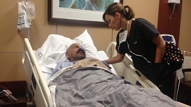 Oscar D'León fue intervenido quirúrgicamente de su ojo izquierdo en Miami