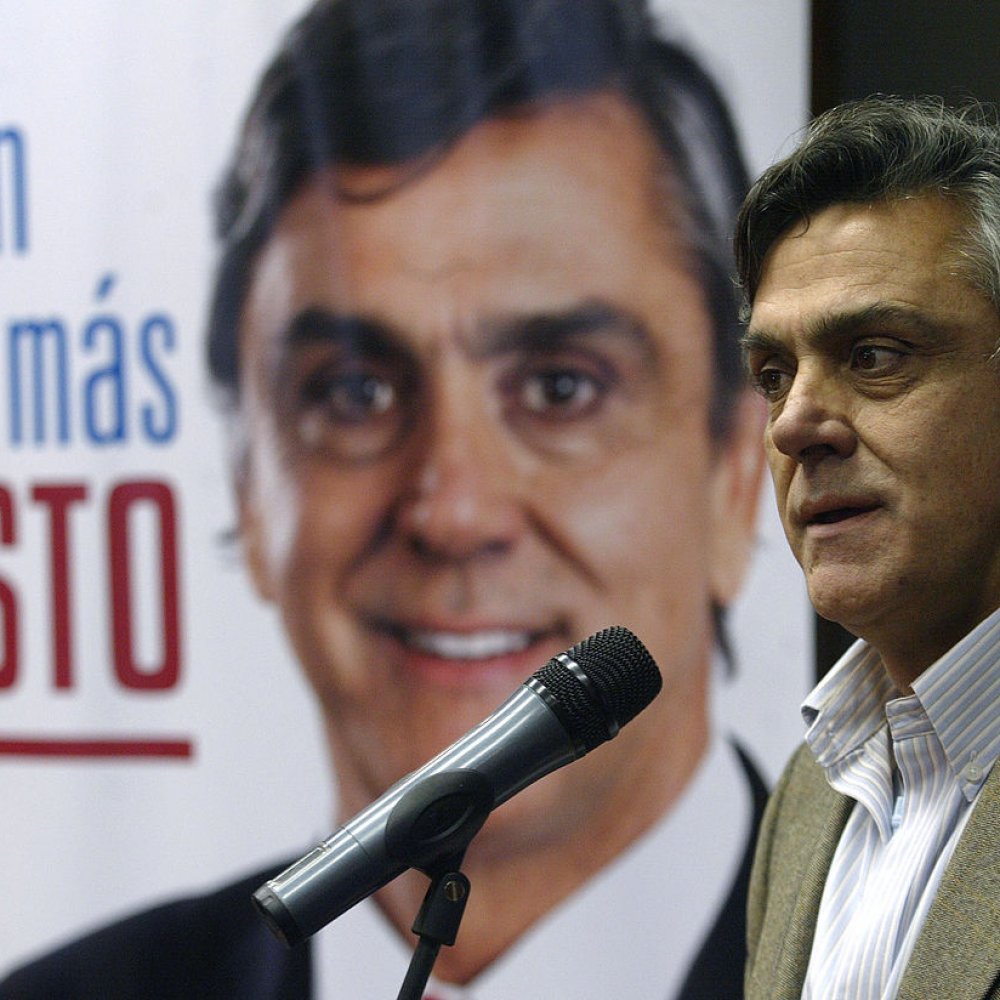 Longueira: Las puertas están abiertas para Laurence Golborne