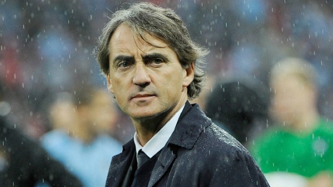 Roberto Mancini dejó de ser el técnico de Manchester City