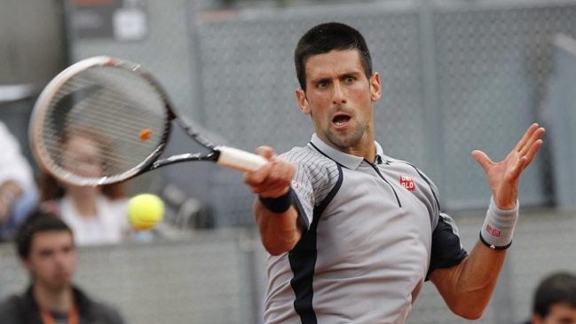Novak Djokovic cumplió un debut sin complicaciones en Roma