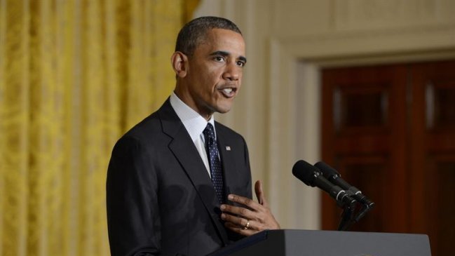 Obama busca revivir ley que protege a periodistas tras escuchas a AP