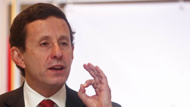 De Gregorio: Obsesión del Gobierno los ha llevado a 