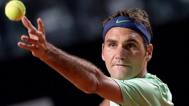 Federer despachó con comodidad a Giles Simon en el Masters 1.000 de Roma