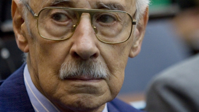 Políticos chilenos reaccionan a la muerte del dictador argentino Jorge Rafael Videla