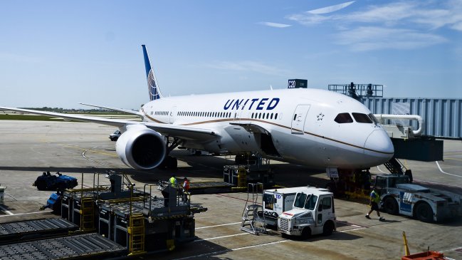 El primer vuelo comercial de un Boeing 787 en EE.UU. tras problema de baterías
