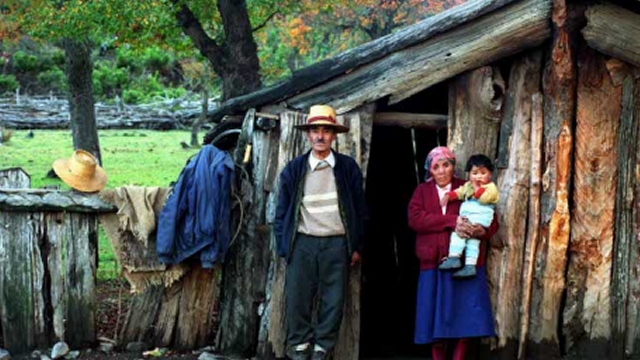 Fotógrafo chileno exhibe imágenes mapuche en China