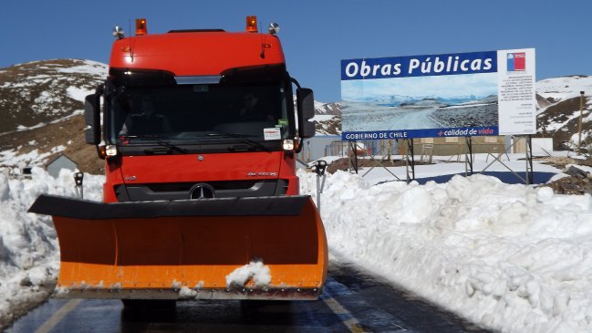 Paso fronterizo Pehuenche quedó habilitado para el tránsito tras trabajos de Vialidad