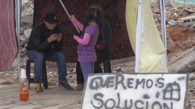 Vecinos de Bajos de Mena criticaron demoliciones de edificios