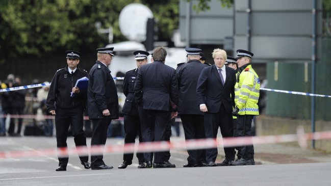 Dos nuevos detenidos por el asesinato del soldado en Londres