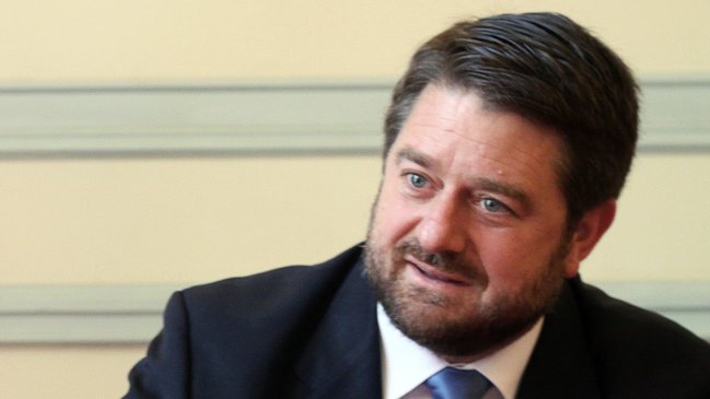 Creativo campaña de Orrego: El 30 de junio vamos a dar una tremenda sorpresa