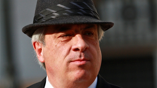 Ministro Mañalich protagonizó altercado verbal con periodista